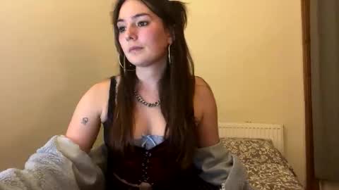 Snapshot of petal_lou02 chatting on September 16, 11:02 pm petal_lou02 online show from September 16, 11:02 pm