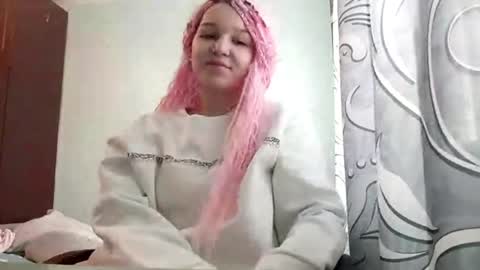 Kate online show from May 27, 9:01 pm
