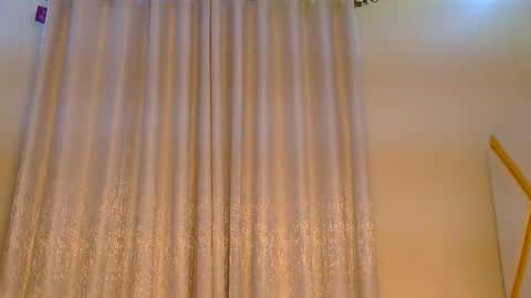 Moon online show from February 21, 6:52 pm