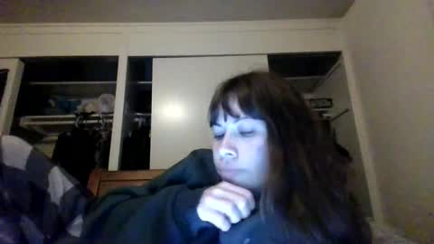 Snapshot of petitedoll30 chatting on February 12, 2:14 am Petitedoll30 online show from February 12, 2:14 am