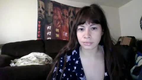 Snapshot of petitedoll30 chatting on February 5, 6:15 pm Petitedoll30 online show from February 5, 6:15 pm