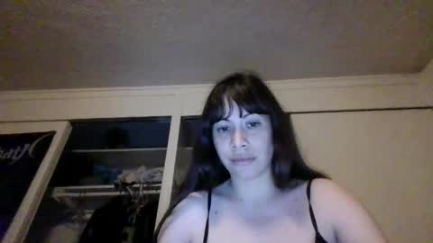 Snapshot of petitedoll30 chatting on February 21, 5:46 am Petitedoll30 online show from February 21, 5:46 am