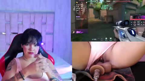 Snapshot of petitesally_ chatting on October 9, 5:33 am Sally online show from October 9, 5:33 am