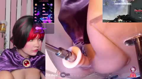 Snapshot of petitesally_ chatting on October 3, 4:39 am Sally online show from October 3, 4:39 am