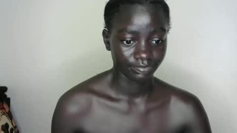 petitte_gyaal online show from December 21, 7:01 am