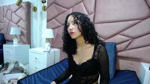 Moon  online show from October 26, 6:03 pm