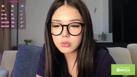 Snapshot of phantom_wave chatting on October 2, 11:37 am Sezim online show from October 2, 11:37 am