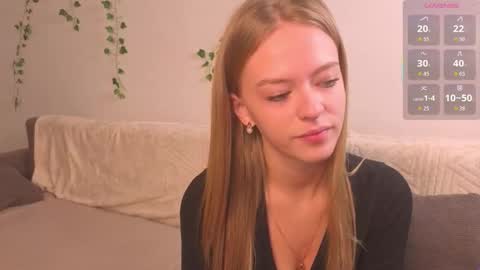 Margot call me Margot  Robbie online show from October 25, 7:16 am