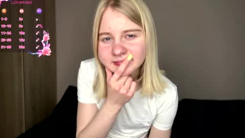 Hann G. Jones online show from March 26, 6:26 am