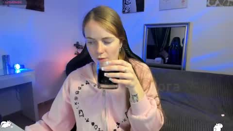 PiinkPandora online show from February 1, 9:35 pm