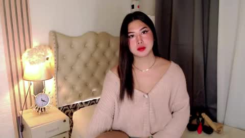 Snapshot of pinay_ivy chatting on January 18, 6:53 pm Ivy Morningstar online show from January 18, 6:53 pm