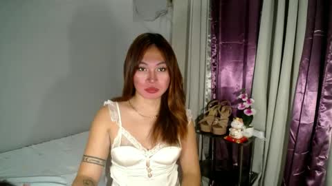 Snapshot of pinay_jenxx chatting on February 7, 9:16 am Jen online show from February 7, 9:16 am
