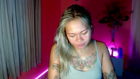 Snapshot of pinay_sweetlenatashaxx chatting on October 9, 12:09 pm call me natasha online show from October 9, 12:09 pm