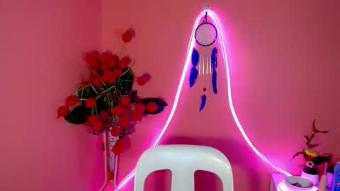 Snapshot of pinay_sweetlenatashaxx chatting on October 12, 4:09 pm call me natasha online show from October 12, 4:09 pm