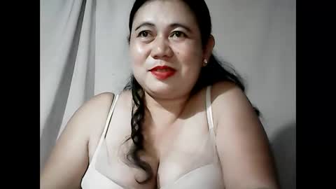 pinaymama12345 online show from March 21, 8:52 am