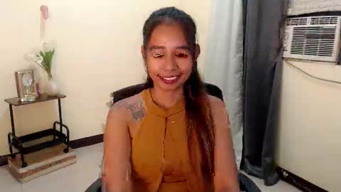 pinaymorena_renelda online show from November 7, 5:46 am