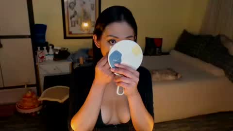 Snapshot of pinaysluttyaira chatting on September 28, 5:03 am PinaySluttyAira online show from September 28, 5:03 am