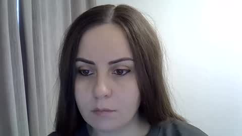 pineapple375 online show from February 3, 7:35 am