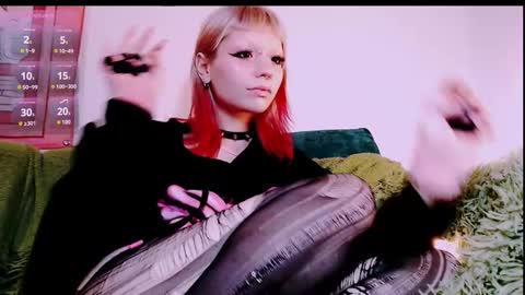 Snapshot of pink_k1tty chatting on October 10, 6:57 pm pink_k1tty online show from October 10, 6:57 pm