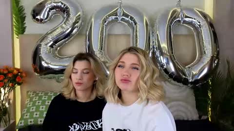 Adele online show from November 10, 9:15 am