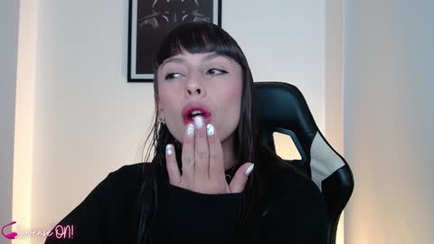 Snapshot of pinkcatlive chatting on December 14, 11:18 am Emily online show from December 14, 11:18 am