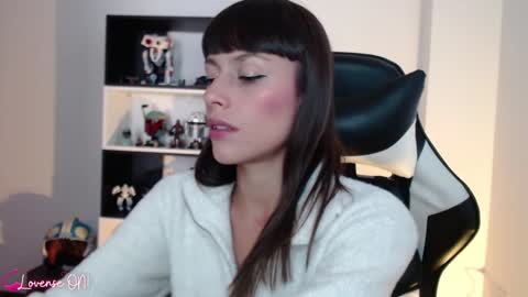 Snapshot of pinkcatlive chatting on January 30, 9:36 pm Emily online show from January 30, 9:36 pm