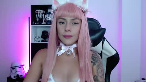 Snapshot of pinkcatlive chatting on October 8, 7:51 pm Emily online show from October 8, 7:51 pm