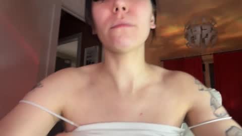 pinkdollylovv online show from October 28, 10:47 pm