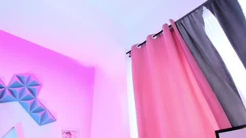 PINKK online show from October 7, 4:11 pm