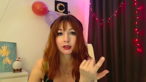 Snapshot of pinkperlita chatting on December 12, 3:43 am Perlita online show from December 12, 3:43 am
