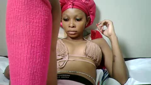 pinky_lov online show from March 2, 6:35 pm