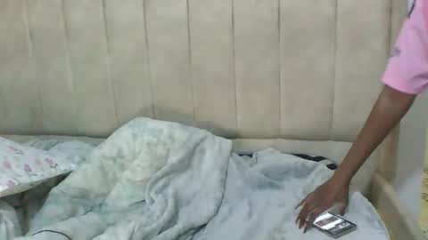 pixietease1 online show from January 7, 3:15 pm