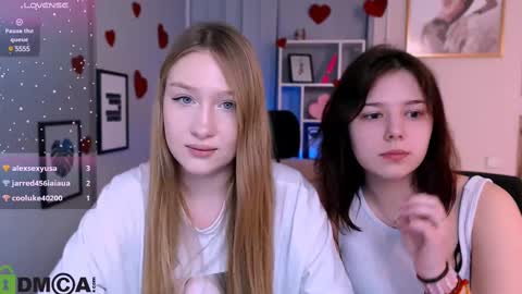 Sophie online show from March 4, 8:38 pm