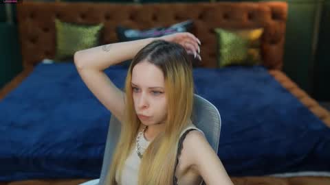 Lana online show from November 24, 11:12 am