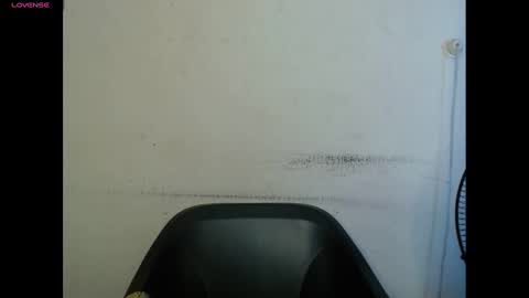 Snapshot of plumnjuicyx chatting on March 9, 5:44 am plumnjuicyx online show from March 9, 5:44 am
