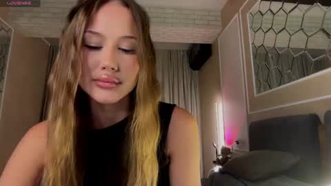 Angelic online show from June 20, 7:39 pm