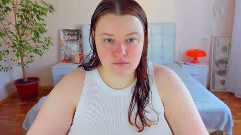 Polina online show from May 23, 10:24 am