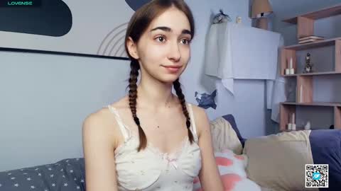 Polly online show from October 26, 7:48 am