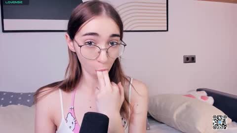 Polly online show from September 19, 9:08 am