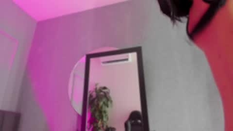 Snapshot of pollybabe_ chatting on March 7, 10:24 am POLLY online show from March 7, 10:24 am