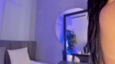 POLLY online show from November 6, 10:54 am