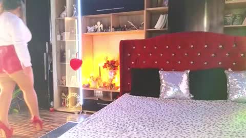 pornbubblebutt online show from March 26, 9:44 am