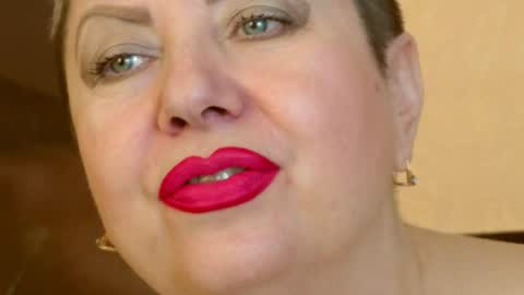 Snapshot of posh_lady chatting on January 29, 10:01 pm LADY POSH online show from January 29, 10:01 pm