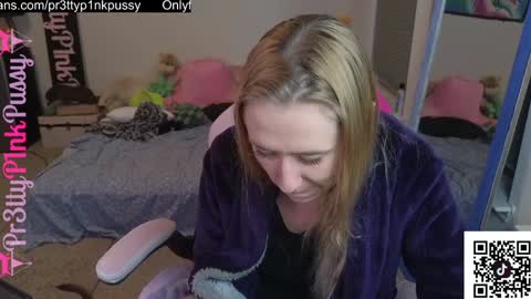 Snapshot of pr3ttyp1nkpussy chatting on September 20, 1:49 am Evangeline Eva Darling online show from September 20, 1:49 am