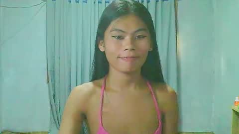 Snapshot of precious_athena chatting on January 10, 11:29 pm precious_athena online show from January 10, 11:29 pm