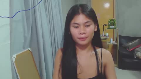 Snapshot of precious_athena chatting on March 8, 10:08 am precious_athena online show from March 8, 10:08 am