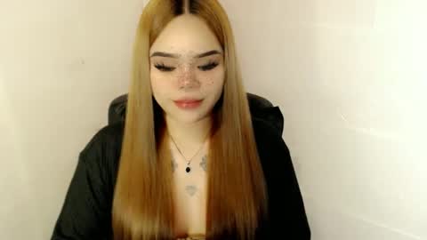 Snapshot of preciousangel69xxx chatting on September 30, 5:57 am MAXXINE online show from September 30, 5:57 am