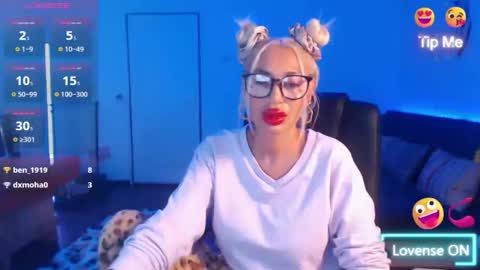 Victoria online show from October 5, 8:47 pm