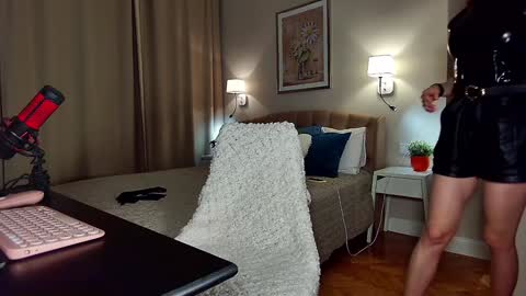 I take a break from streaming  since 17th of Novermber until 1st December online show from January 16, 10:02 pm