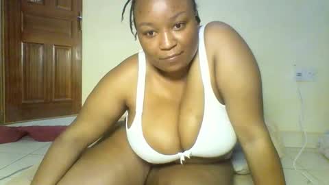 Prettie diva online show from September 18, 12:31 am